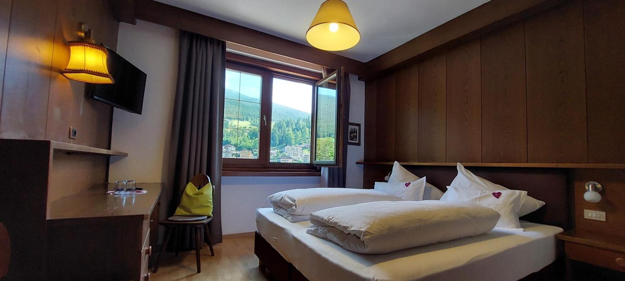 Garni Panoramik Hotel Ortisei Ngoại thất bức ảnh
