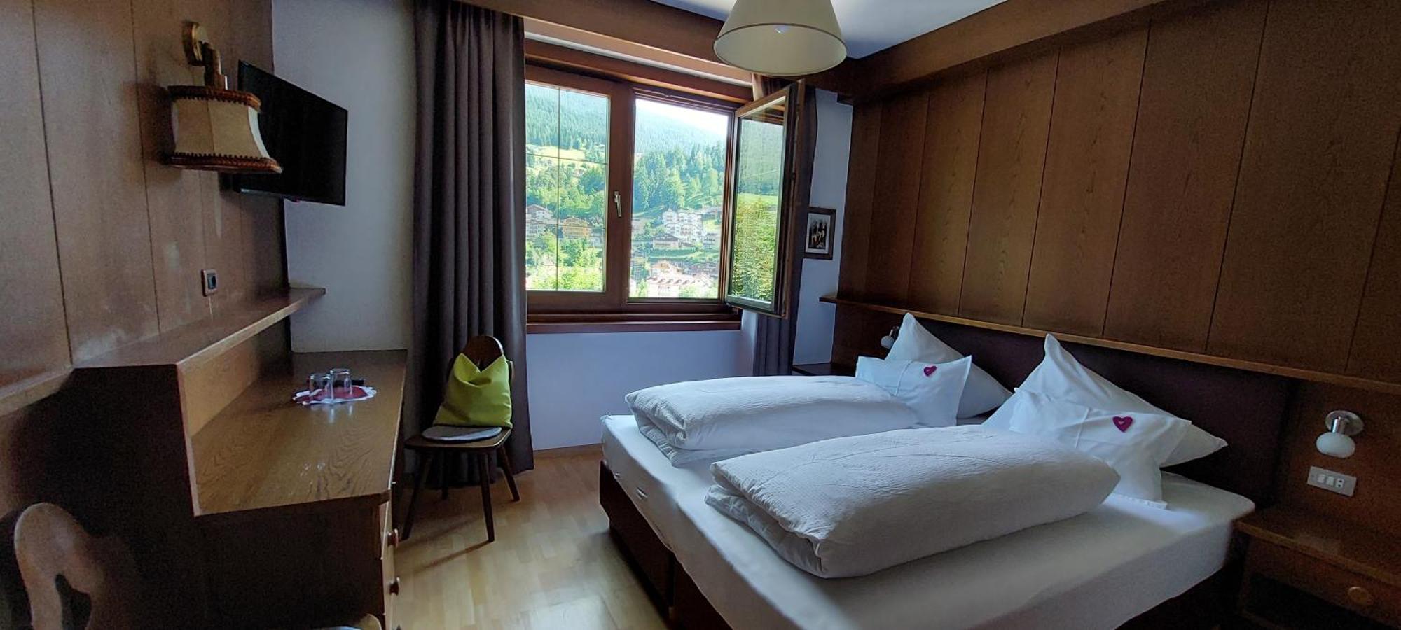 Garni Panoramik Hotel Ortisei Ngoại thất bức ảnh